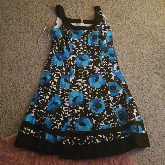 Dress - Picture 1 of 1
